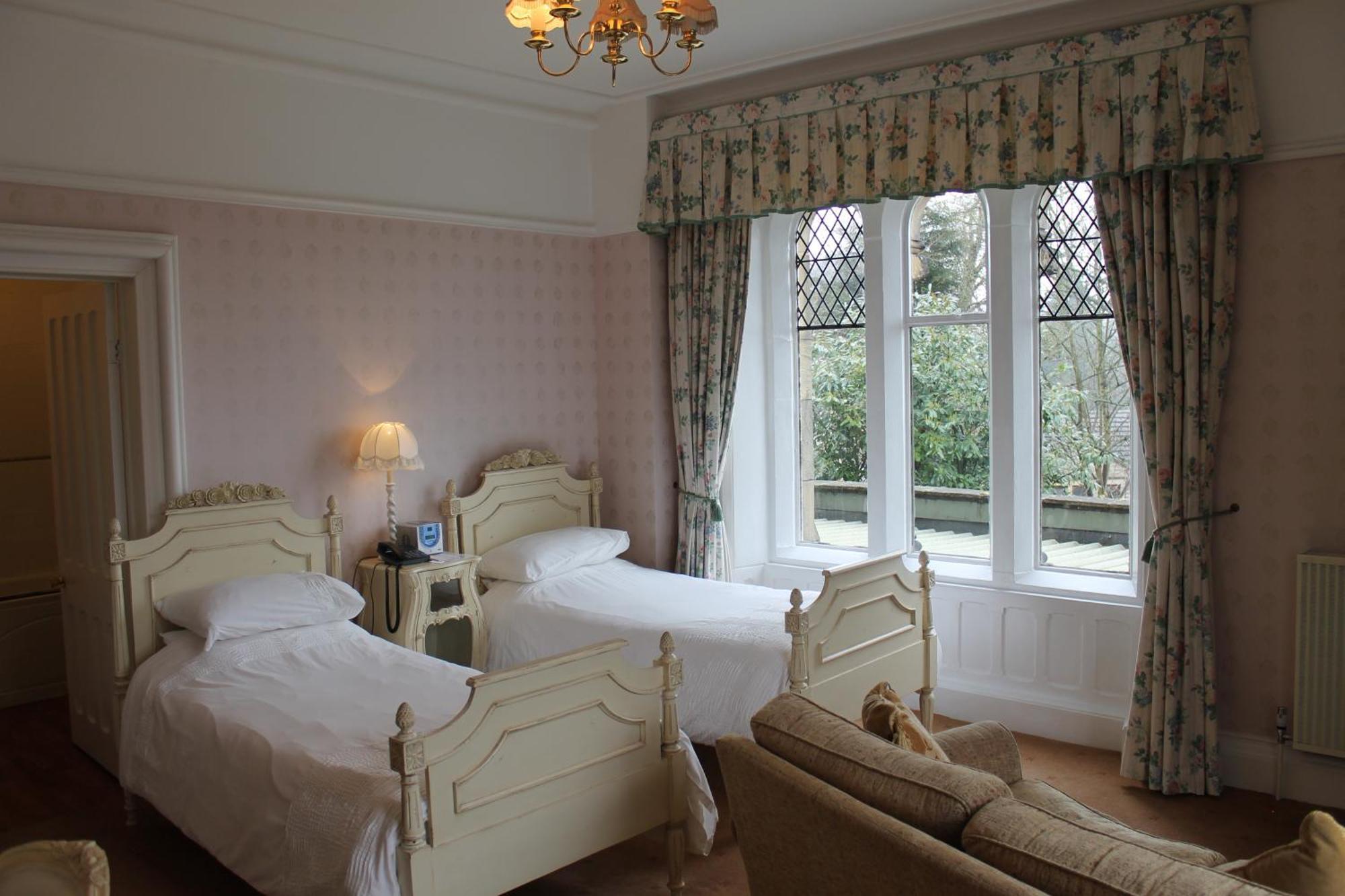 Oakwood Hall Hotel Bingley Dış mekan fotoğraf
